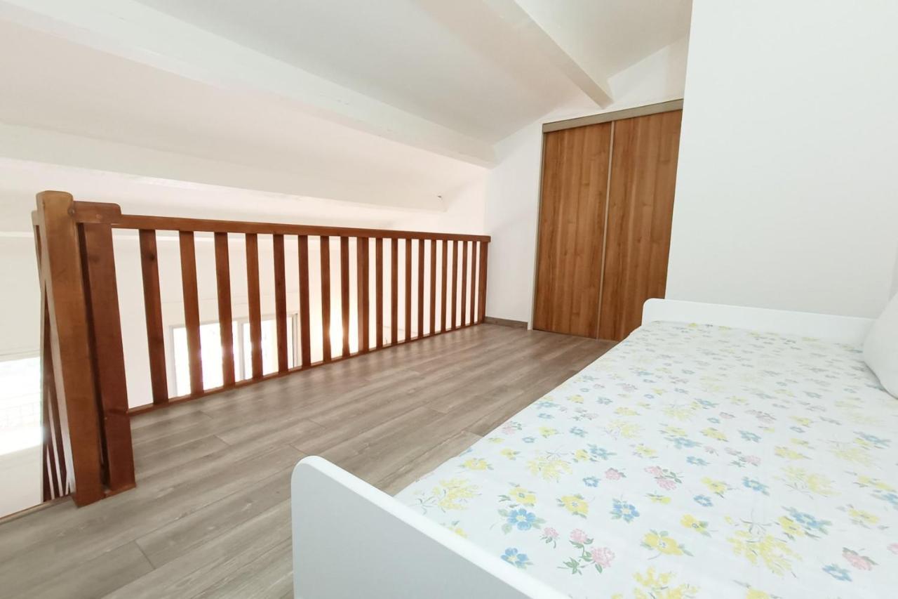 Spacious Sea View Apart At 50M From The Beach Bandol Bagian luar foto